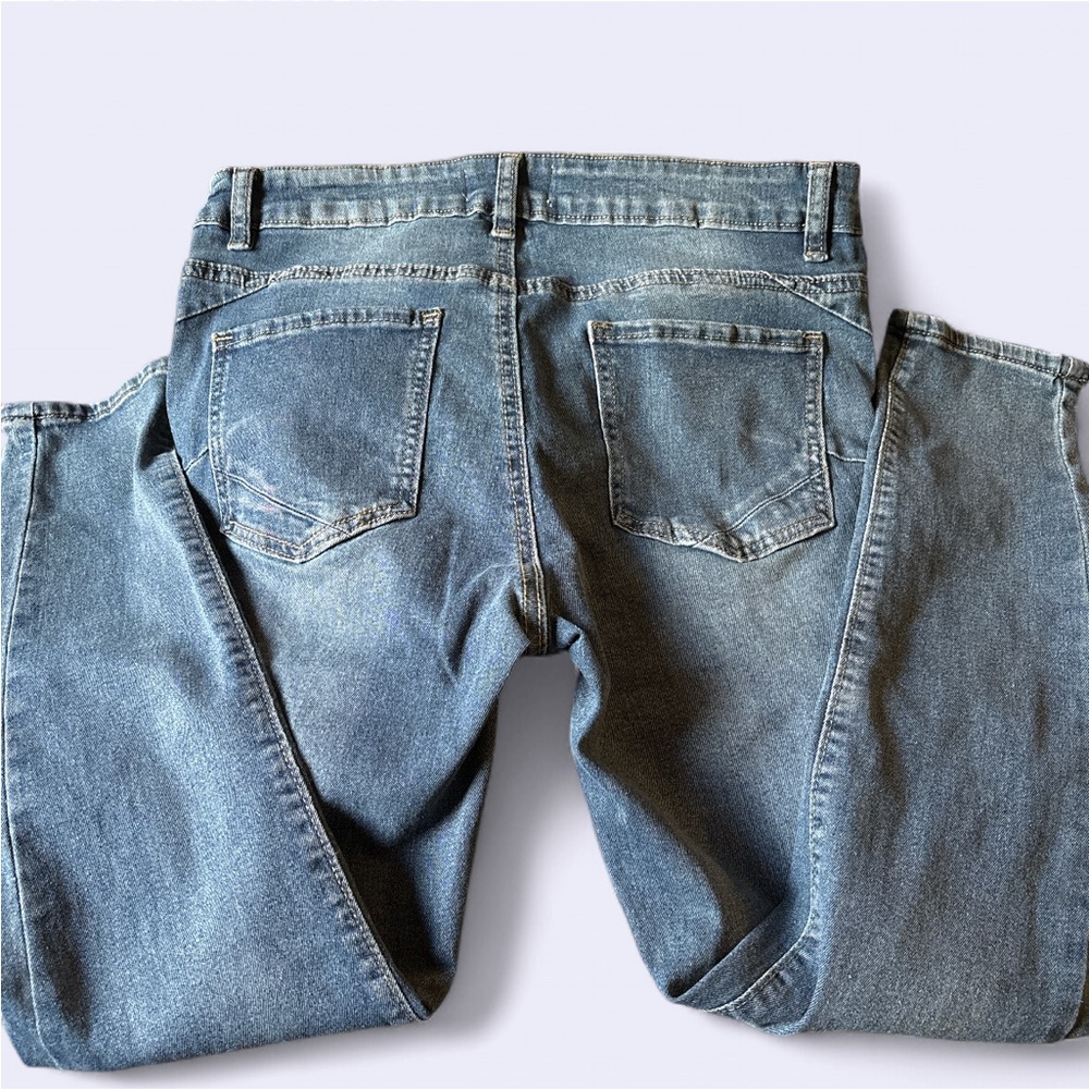 RISE | Low Rise Jeans - Picture 2 of 6